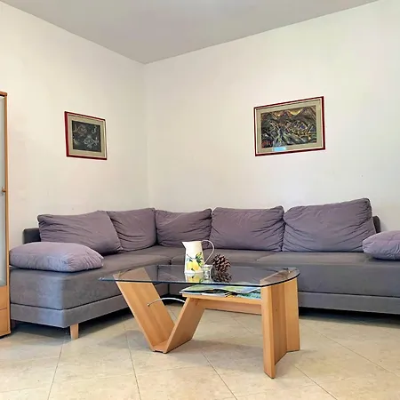 Casa de hóspedes Viola 3*